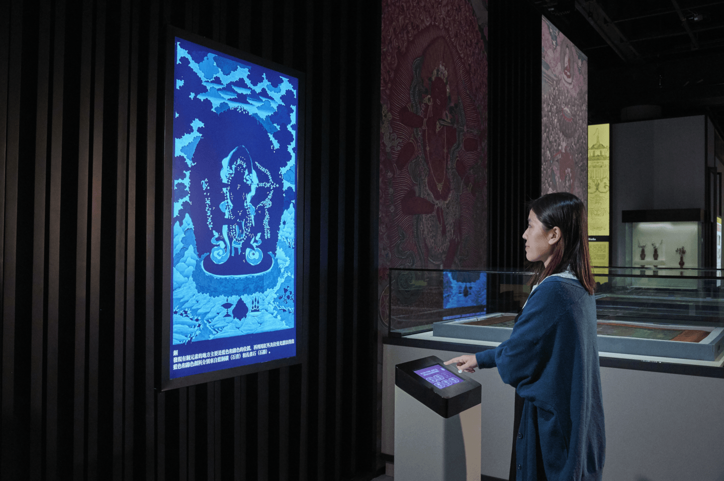 智行佛母畫像唐卡的X射線螢光光譜分析